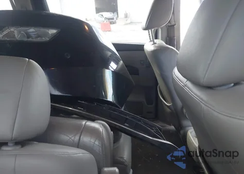 2011 Honda Odyssey Touring/Touring Elite z USA, uszkodzony, nr VIN 5FNRL5H93BB057344